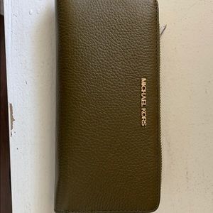 NWT MICHAEL MICHAEL KORS